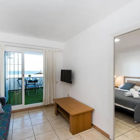 Daire Carola 2 - Apartamento En Primera Linea Benalmádena