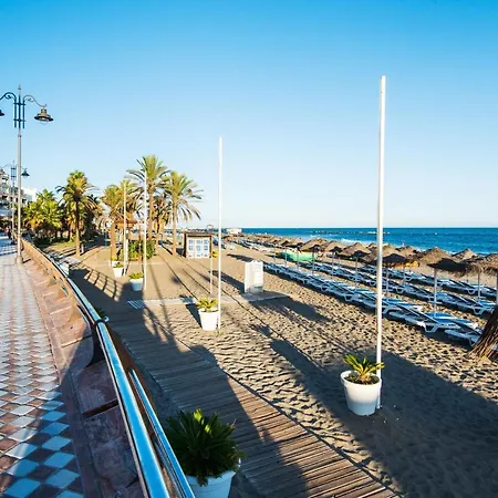 Daire Carola 2 - Apartamento En Primera Linea Benalmádena